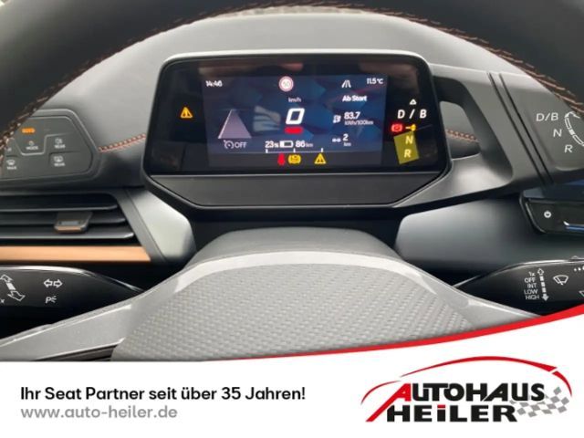 Cupra Born Navi digitales Cockp 360 Kamera LED ACC Fahrerprof