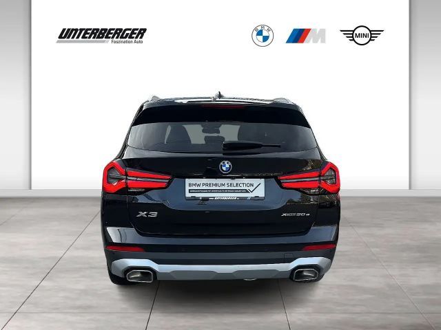 BMW X3 xDrive30e