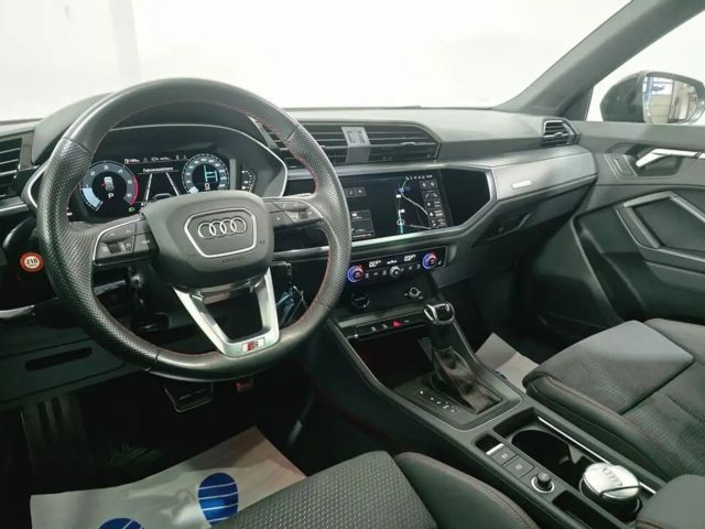 Audi Q3 35 TDI Quattro S-Line S-Tronic