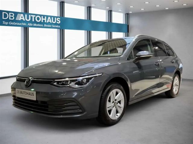 Volkswagen Golf 1.5 eTSI DSG Life