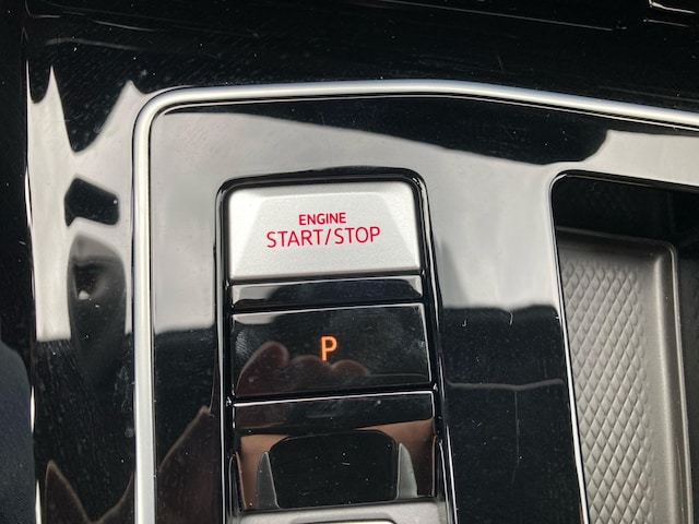 Volkswagen Golf 2.0 TSI DSG Golf VIII Style