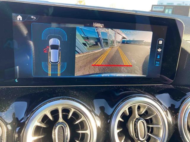 Mercedes-Benz GLA 200 AMG Line