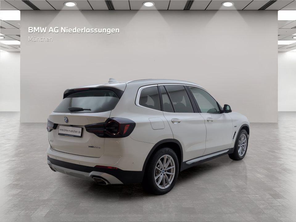 BMW X3 xDrive30e