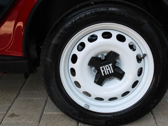 Fiat Grande Panda E RED