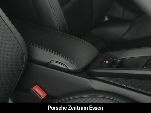 Porsche 992 Carrera Coupé GTS