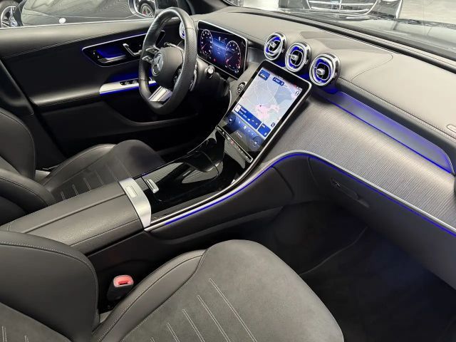 Mercedes-Benz GLC 300 4MATIC AMG Line Premium