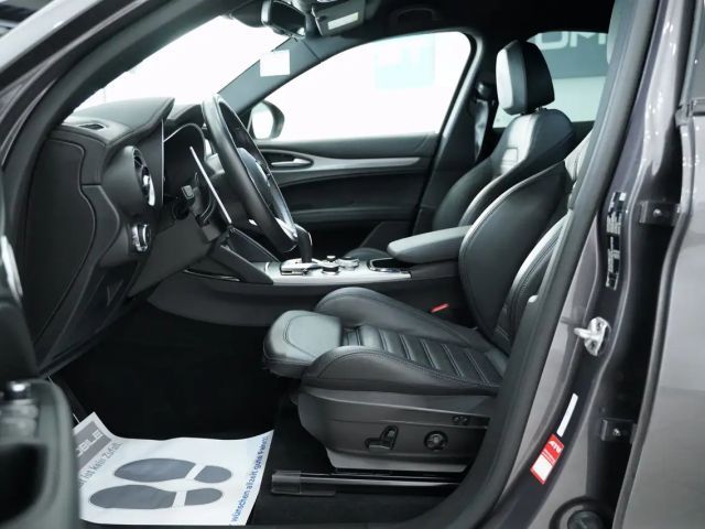 Alfa Romeo Stelvio Q4 Turbo Veloce