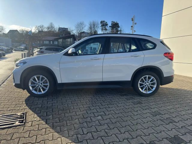 BMW X1 Advantage pakket sDrive20i