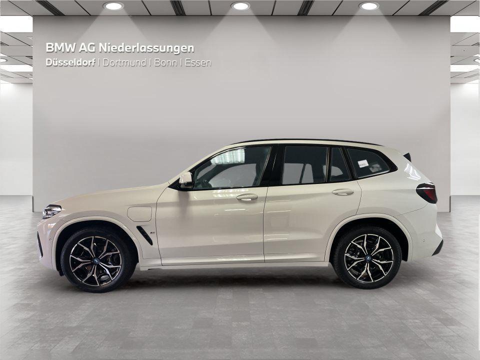 BMW X3 xDrive30e