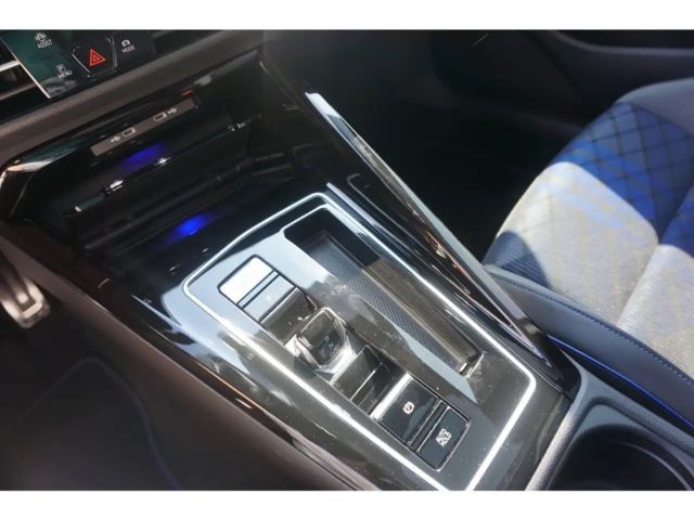 Volkswagen Golf 2.0 TSI 4Motion Golf VIII