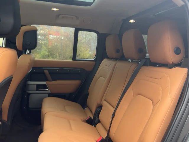 Land Rover Defender D300