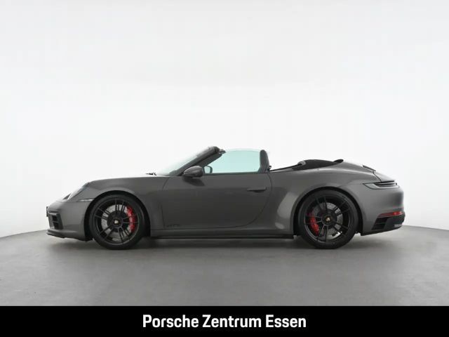 Porsche 992 4 Cabrio Carrera GTS