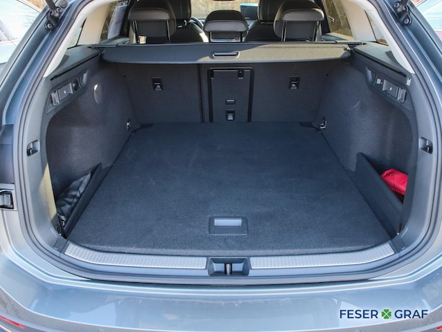 Volkswagen Passat 1.5 eTSI Business DSG