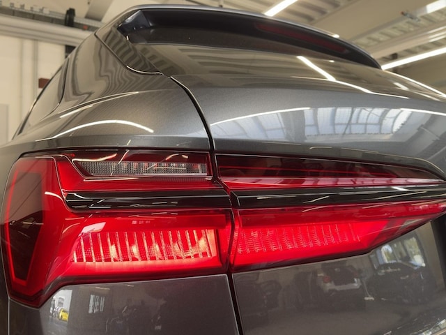 Audi S6 Avant Quattro