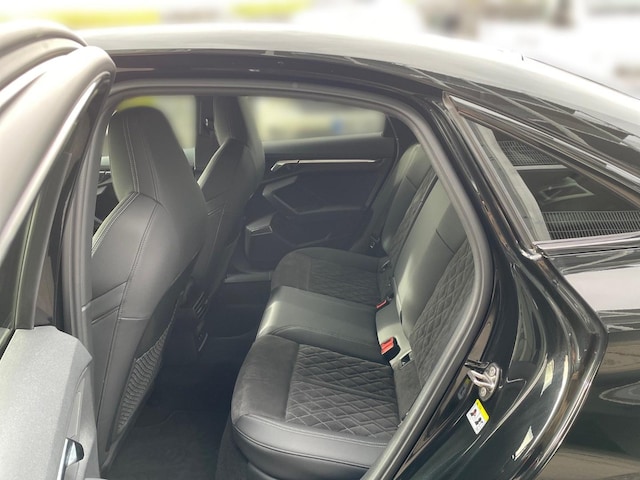 Audi S3 Quattro S-Tronic Sedan