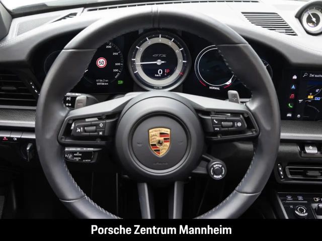 Porsche 992 4 Coupé GTS Targa