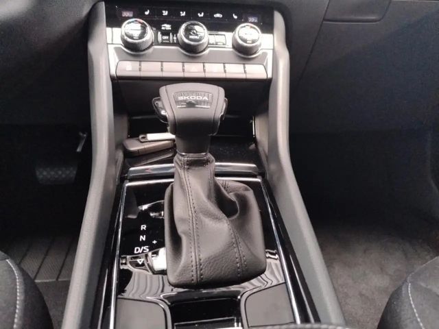 Skoda Karoq 1.5 TSI Selection