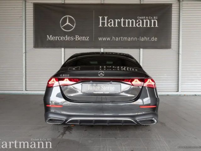 Mercedes-Benz E 200 AMG Line Sedan