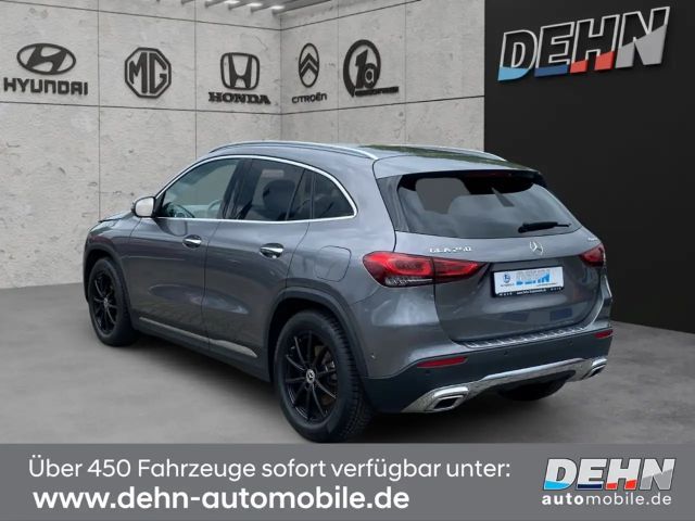 Mercedes-Benz GLA 250 4MATIC Progressive