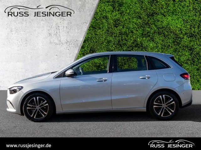 Mercedes-Benz B 200 Progressive Sedan