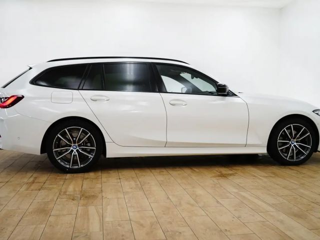 BMW 320 320e Touring