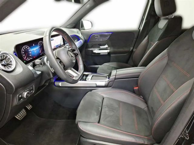 Mercedes-Benz GLB 220 4MATIC AMG Line