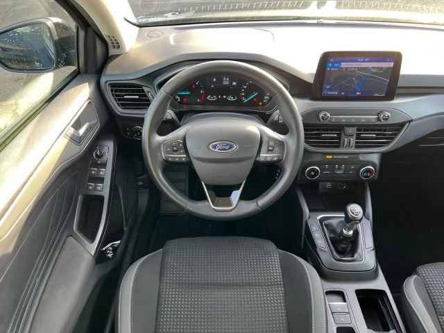 Ford Focus Cool & Connect EcoBoost Wagon