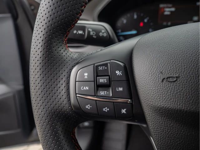 Ford Focus ST Line Wagon