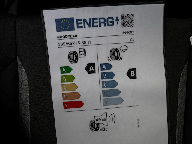 Skoda Fabia 1.0 MPI LED LM PDC SHZ SpurH