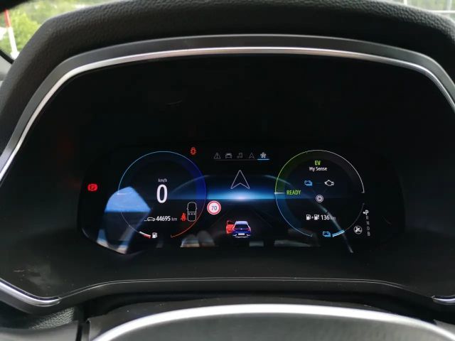 Renault Captur E-Tech