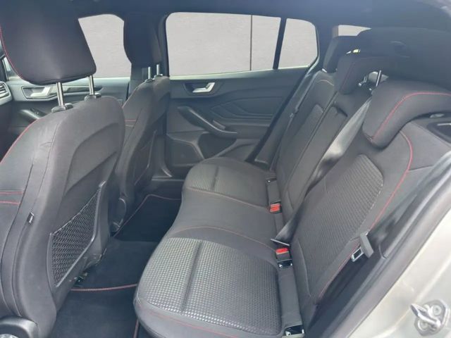 Ford Focus EcoBoost ST Line Wagon