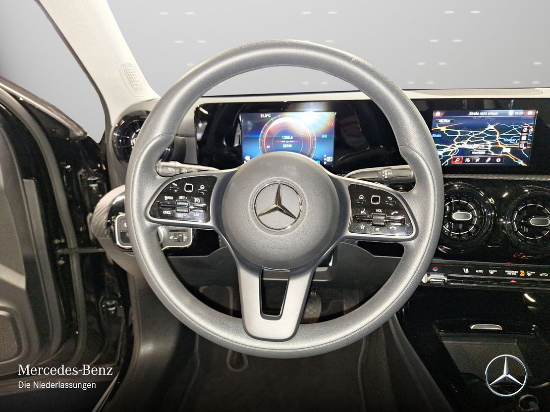 Mercedes-Benz A 200 A 200 d