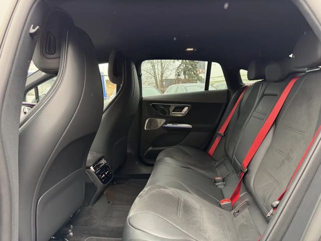 Mercedes-Benz EQE 43 4MATIC AMG Line Sedan