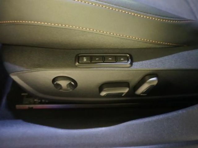 Cupra Formentor FORMENTOR 1,5  ETSI KESSY NAVI EHK DINAMICA 19"