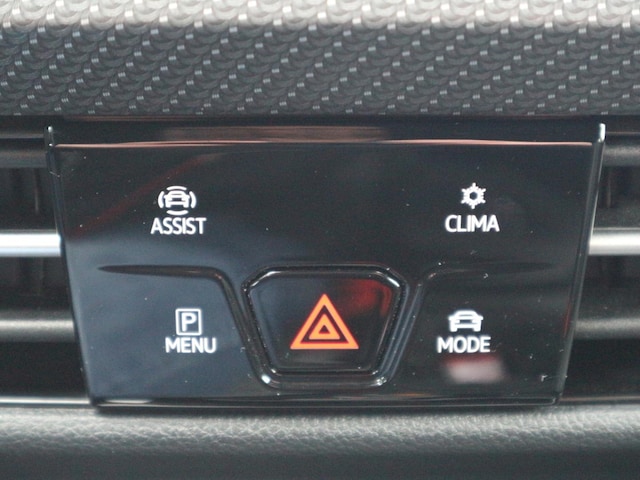 Volkswagen Golf R-Line Variant