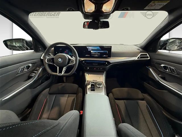 BMW 330 330e M-Sport xDrive