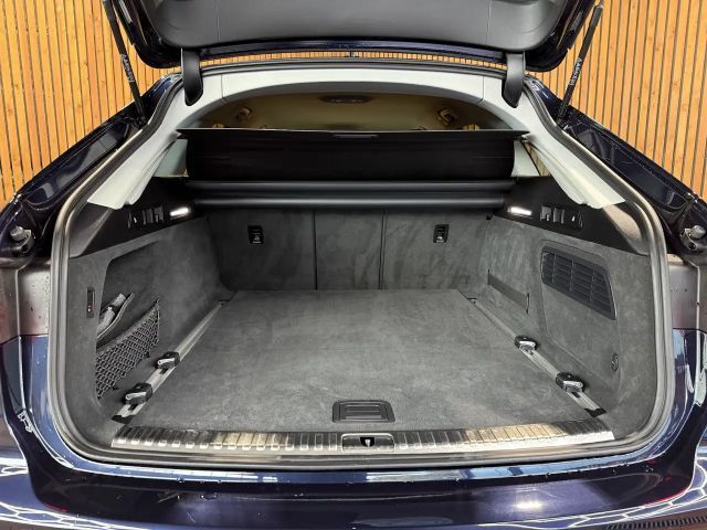 Audi A6 Avant Quattro