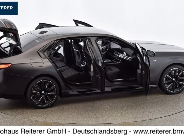 BMW i7 M-Sport Sedan xDrive60