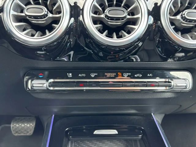 Mercedes-Benz B 200 B 200 d