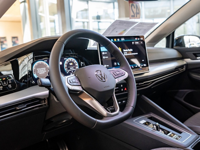 Volkswagen Golf 1.5 eTSI Golf VIII Variant