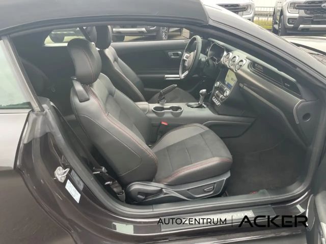 Ford Mustang Convertible GT 5.0 V8