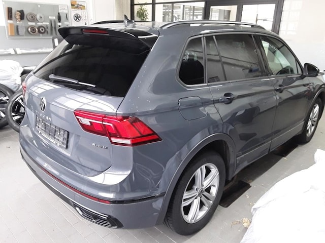 Volkswagen Tiguan 4M *BLACKSTYLE*AHK*STHZ*MATRIX*NAVI*