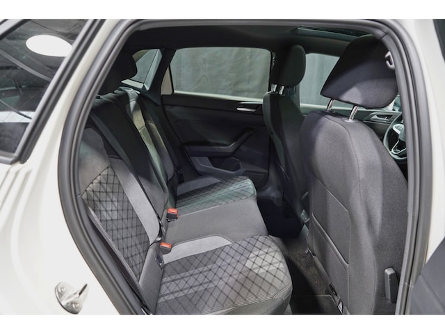 Volkswagen Polo 1.0 TSI DSG R-Line