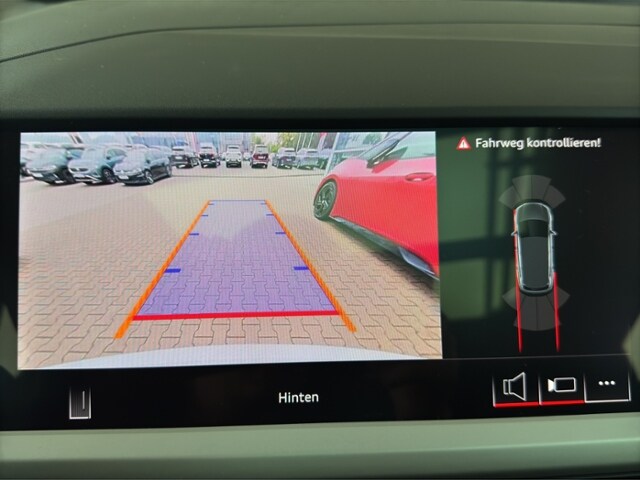 Audi Q4 e-tron Compact 45 e-tron Audi Q4 e-tron