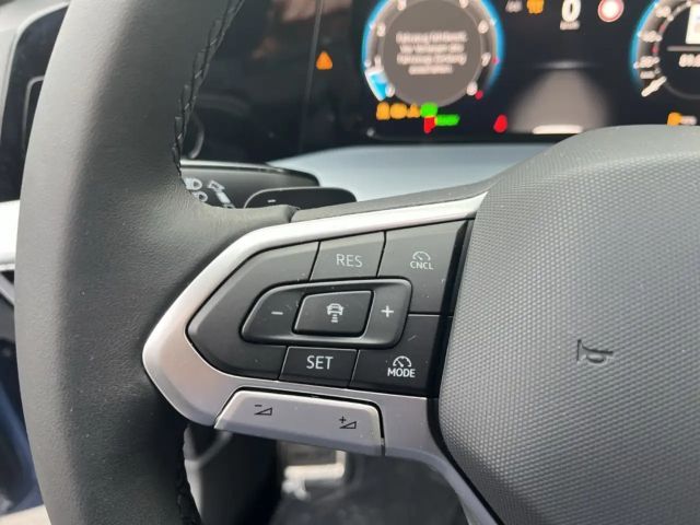 Volkswagen Golf 1.5 eTSI