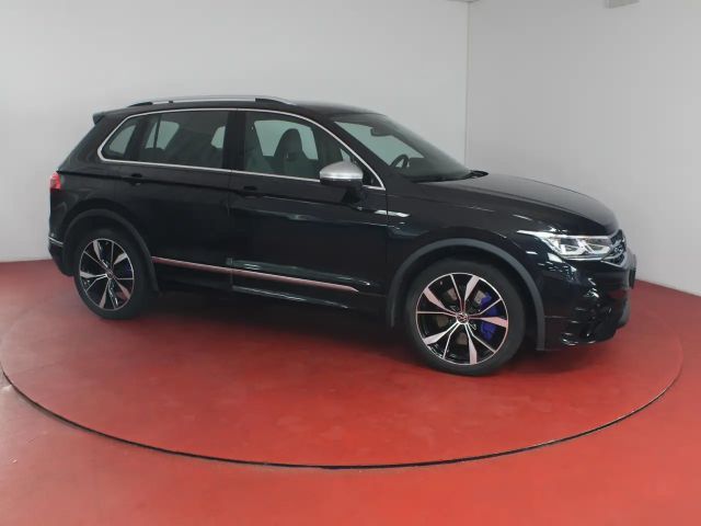Volkswagen Tiguan 2.0 TSI IQ.Drive