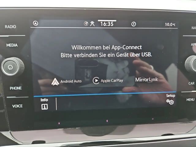 Volkswagen Polo 1.0 TSI DSG Style