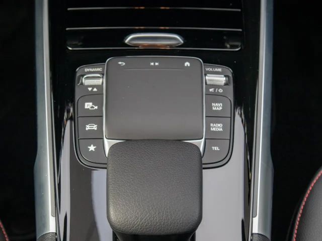 Mercedes-Benz GLB 250 AMG Line