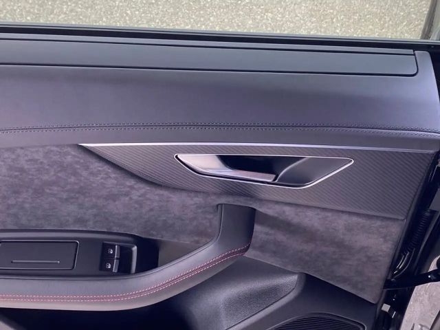 Audi RS Q8 DYNAMIK*ABT*KERAMIK*MATRIX*STHZG*SITZKL*23''