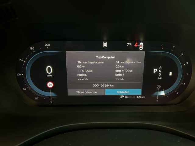 Volvo XC60 Dark Plus